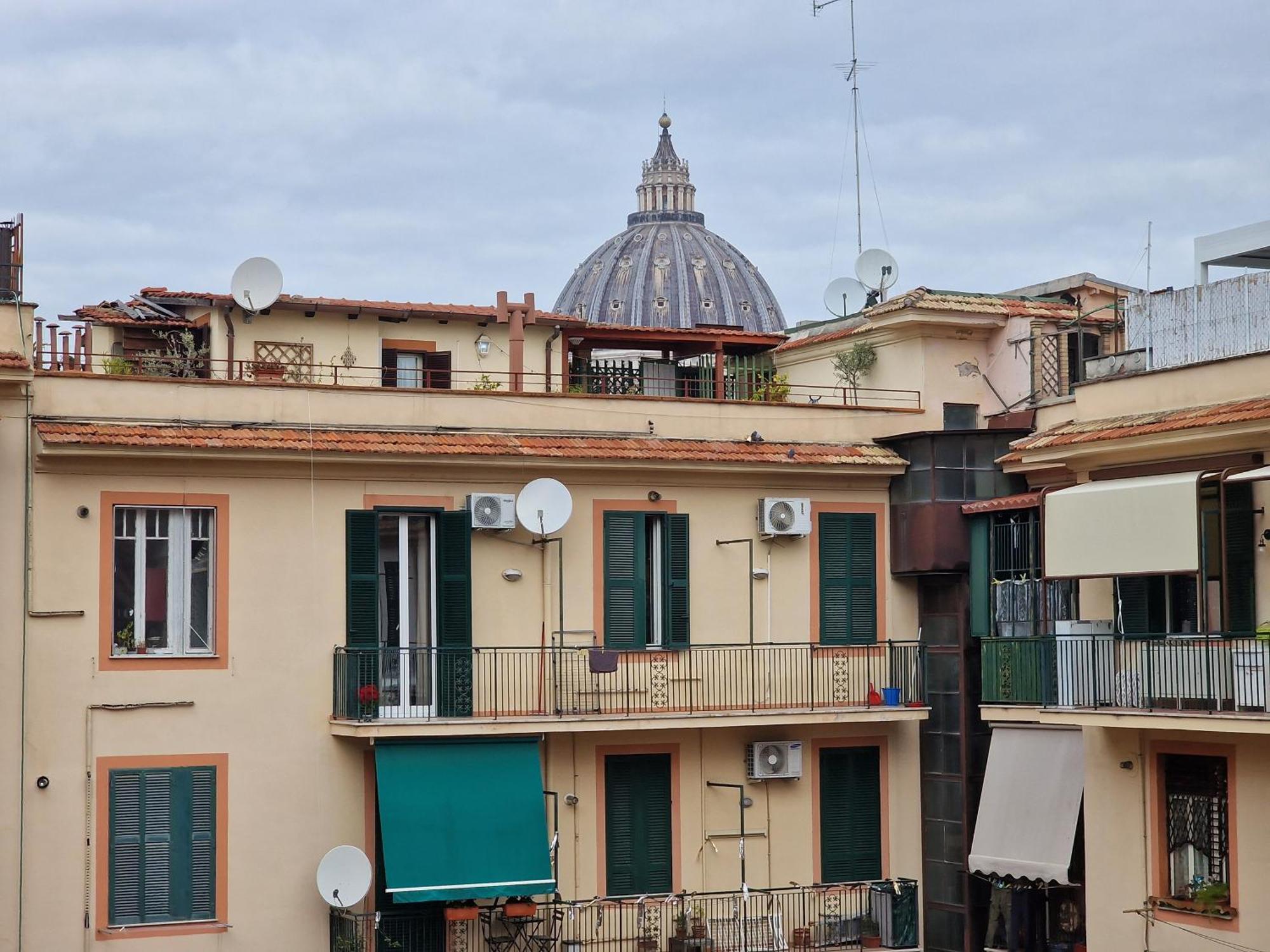Vatican Bells, Rome